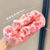 A new sweet and non-harmful hair tie headwear for children's Internet celebrities, featuring a cute little girl's bun hair and a hair tie Specification image